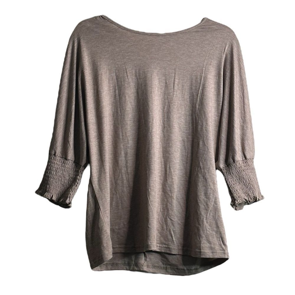 ⚡️ NWOT Light Brown Lightweight Scoop Neck Blouse Size M